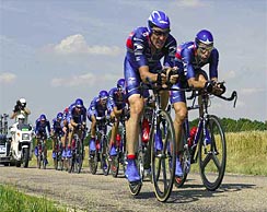 Lance Armstrong and team
